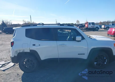 2018 Jeep Renegade Latitude 4X4 из США, поврежденный, VIN ZACCJBBB3JPH42201